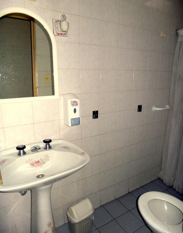 Hostel Otro Mundo Capdevila Экстерьер фото