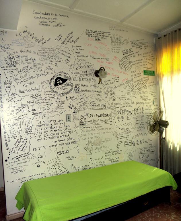 Hostel Otro Mundo Capdevila Экстерьер фото