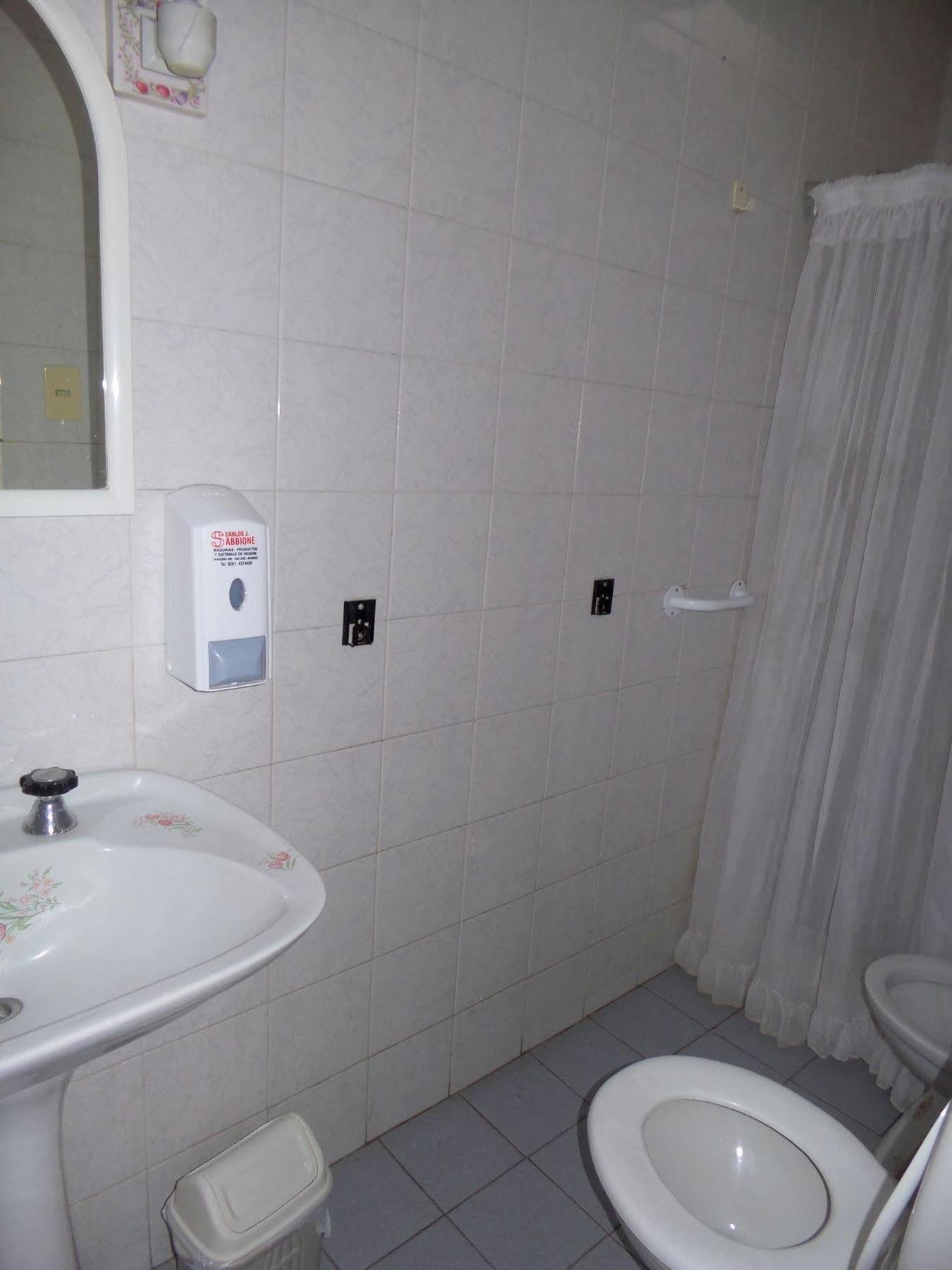 Hostel Otro Mundo Capdevila Экстерьер фото