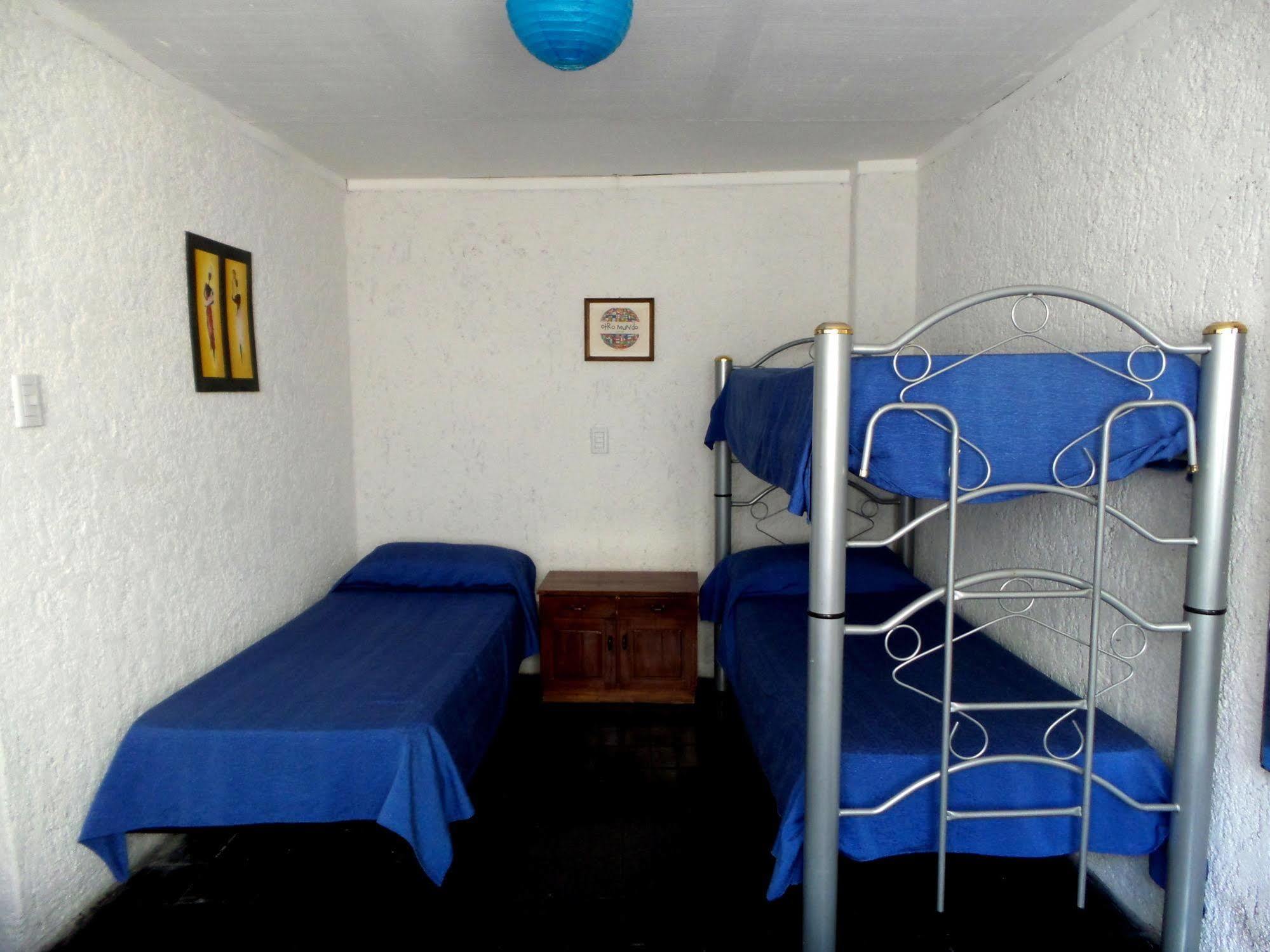 Hostel Otro Mundo Capdevila Экстерьер фото