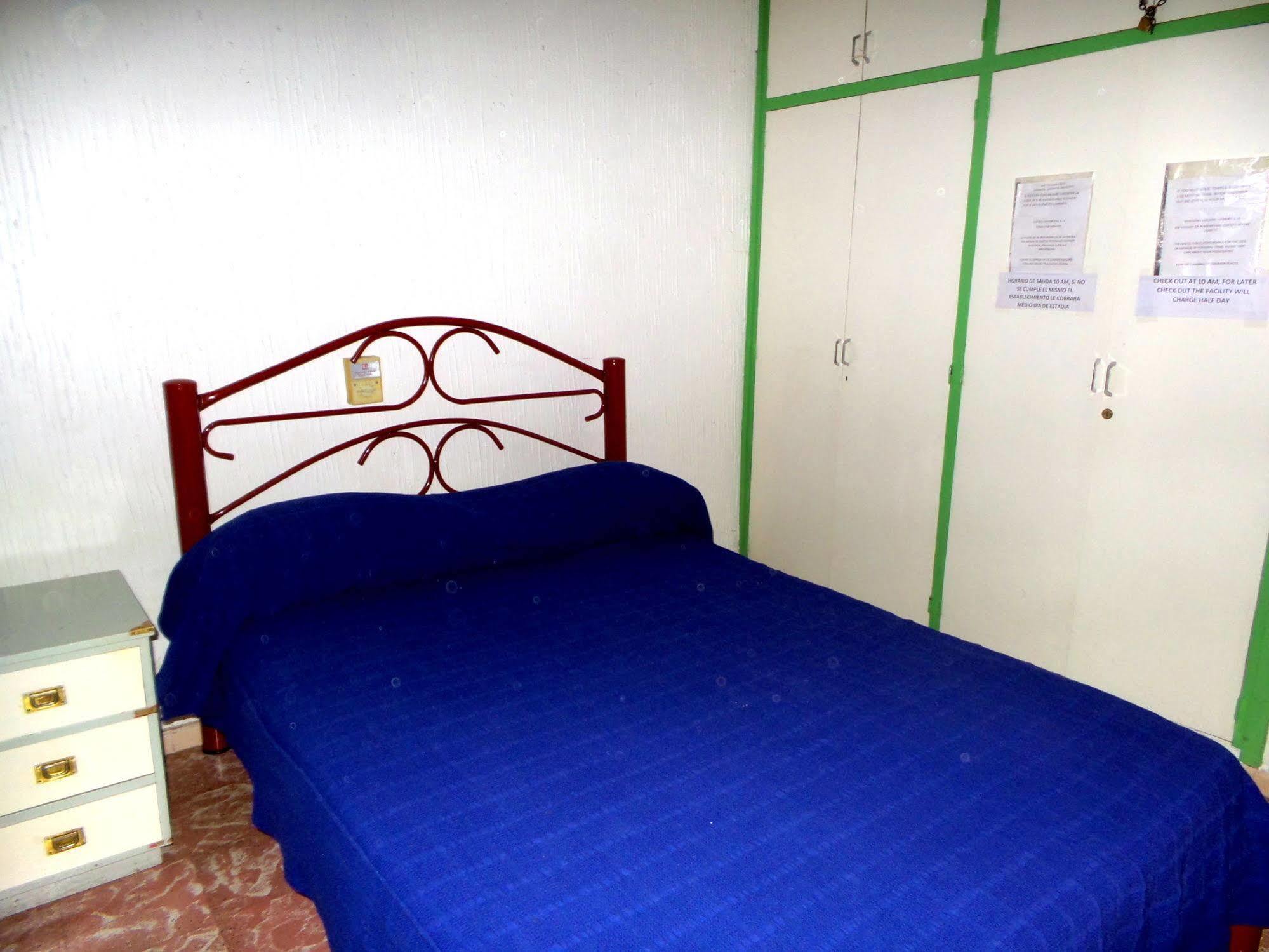 Hostel Otro Mundo Capdevila Экстерьер фото