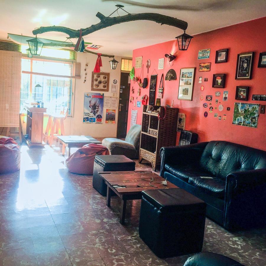 Hostel Otro Mundo Capdevila Экстерьер фото